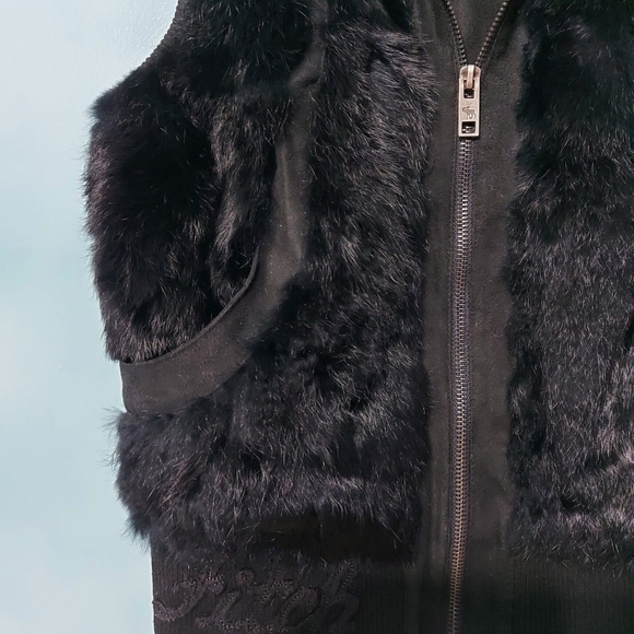 Abercrombie & Fitch Black Faux Fur Vest - Picture 3 of 7